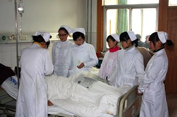 護(hù)理學(xué)專業(yè)畢業(yè)生在工作