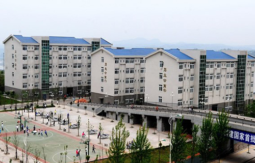 重慶工商學(xué)校C區(qū)學(xué)生公寓