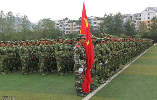 重慶墊江縣職業(yè)教育中心軍訓
