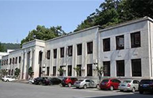 四川儀表工業(yè)學校辦公樓側影