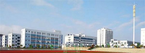安順城市服務(wù)職業(yè)學校校園一角