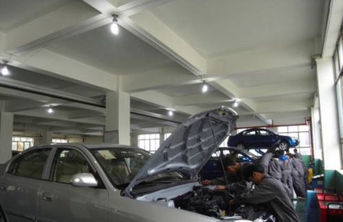 貴州省電子信息高級技工學(xué)校汽車工程類