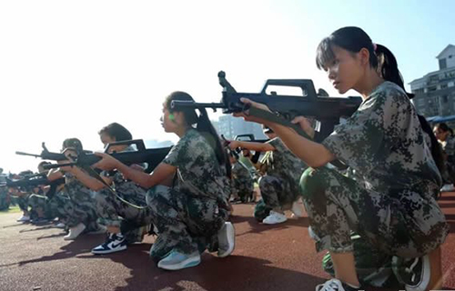 重慶云陽(yáng)職業(yè)教育中心軍訓(xùn)（1）