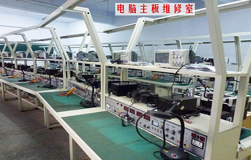 重慶市涪陵創(chuàng)新計(jì)算機(jī)學(xué)校電腦主板維修室