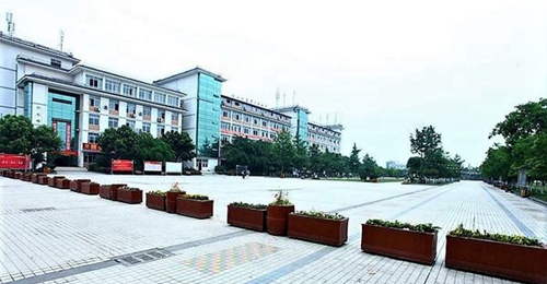 四川現(xiàn)代藝術學校校園形象
