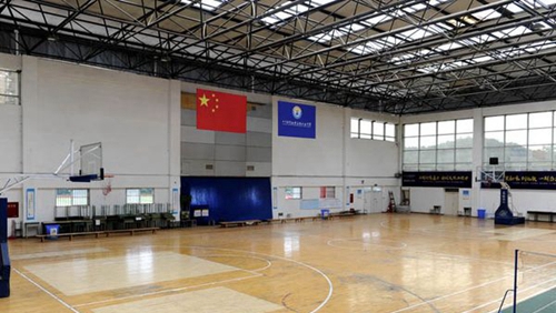 四川省簡陽市高級職業(yè)中學(xué)風(fēng)雨球場