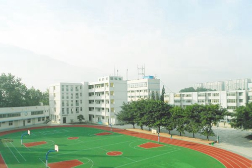 成都市洞子口職業(yè)高級(jí)中學(xué)校運(yùn)動(dòng)場(chǎng)