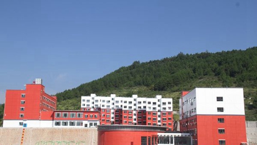 鳳岡縣中等職業(yè)學校教師宿舍