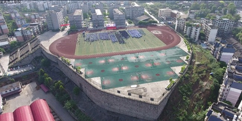宜賓市工業(yè)職業(yè)技術(shù)學(xué)校(宜賓市工職校)鳥瞰船型校園
