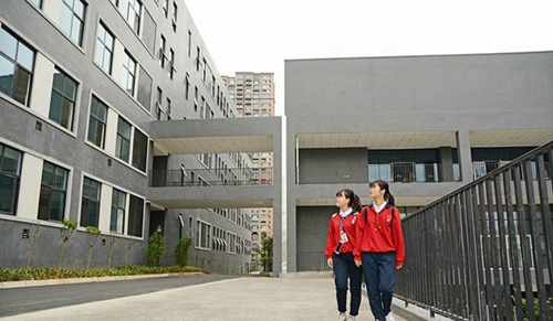 成都市現(xiàn)代職業(yè)技術(shù)學(xué)校學(xué)校新校區(qū)6