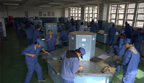 成都城市建設(shè)技工學校車工實訓中心
