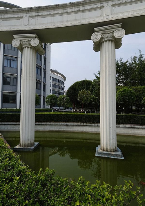 四川省水產(chǎn)學校校園一景1