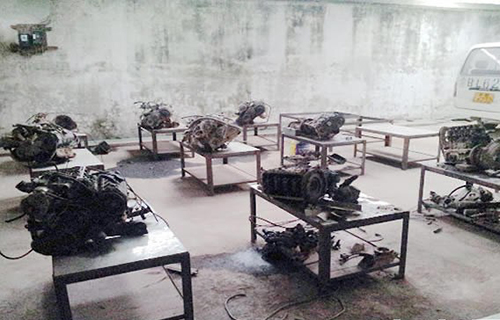 重慶機電技工學(xué)校機電實訓(xùn)室
