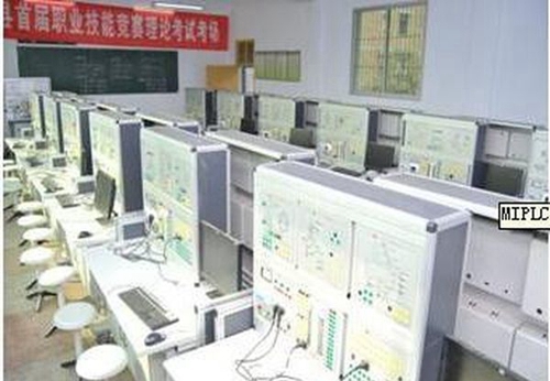 四川省宣漢職業(yè)中專學校MIPLC-I型系列可編程控制器實訓