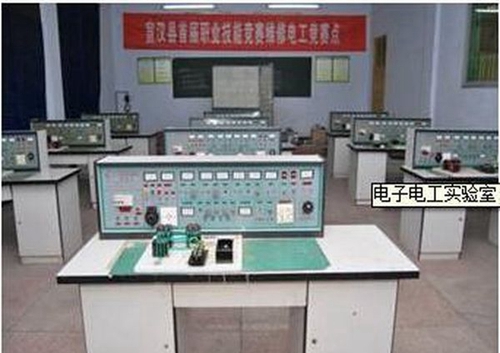 四川省宣漢職業(yè)中專學校電子電工實驗室