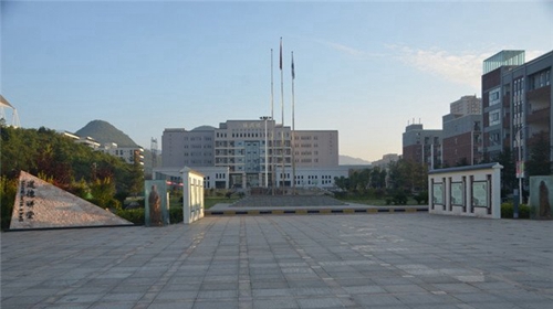 貴州省機械工業(yè)學校校園