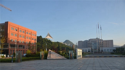 貴州省機械工業(yè)學校校園風光