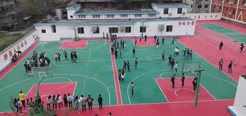 達州華南理工職業(yè)技術學?；@球場
