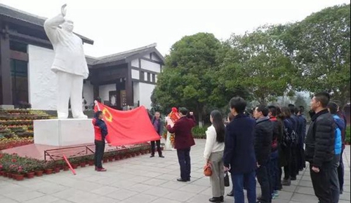 宣漢縣毛壩職業(yè)技術學校參觀朱德故居
