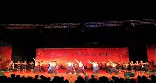 宣漢縣毛壩職業(yè)技術學校元旦文藝匯演