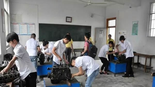 榕江縣中等職業(yè)學(xué)校機電實訓(xùn)