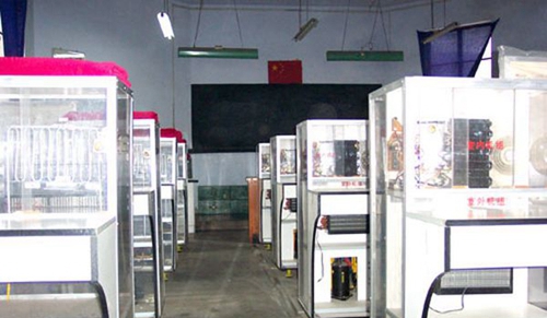 德陽黃許職業(yè)中專學校實 作 展 示 (三)