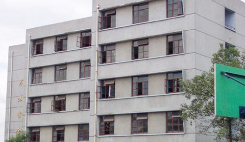 德陽黃許職業(yè)中專學校男 生 樓