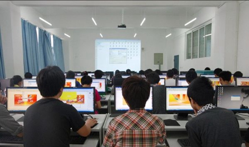 德陽黃許職業(yè)中專學校辦學設施9