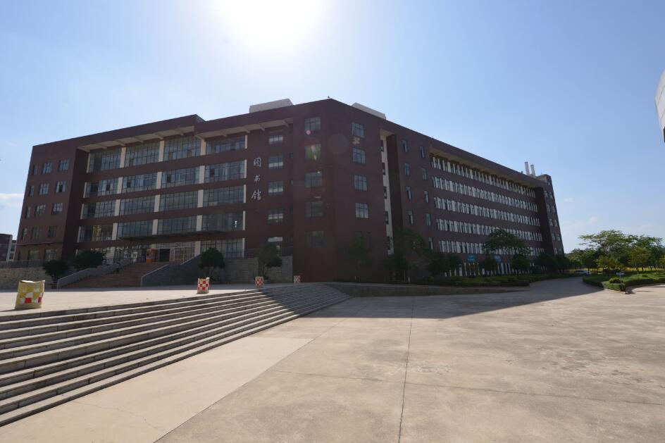 云南商務職業(yè)學院校園環(huán)境