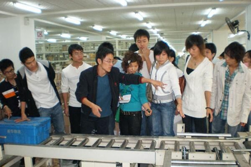 廣安市武勝嘉陵職業(yè)技術學校物流專業(yè)2