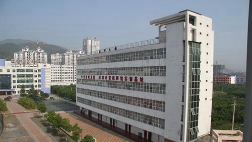 貴州省內(nèi)貿(mào)學(xué)校實(shí)訓(xùn)大樓