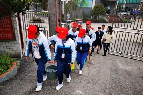 四川省敘永縣職業(yè)高級(jí)中學(xué)校出發(fā)