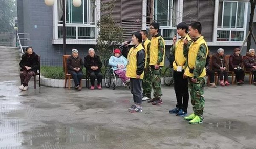 彭山區(qū)職業(yè)高級中學校表演節(jié)目