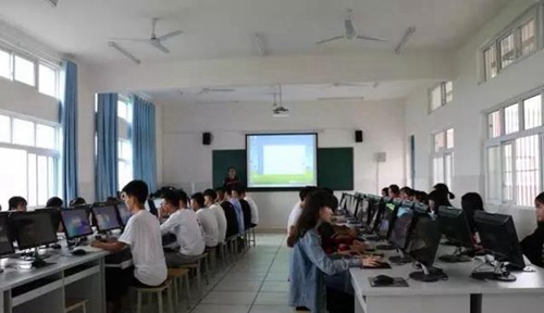 彭山區(qū)職業(yè)高級中學校會計電算化課程