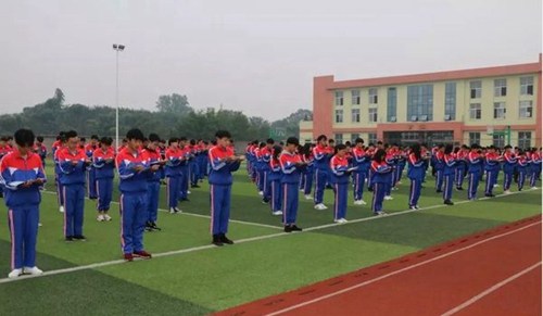 彭山區(qū)職業(yè)高級中學校集體誦讀