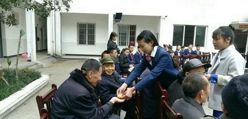 眉山市華西航空旅游學(xué)?？赐先? /> 
</p>
<p style=