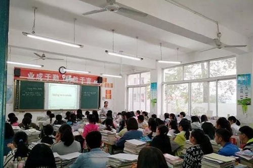 四川省仁壽縣第五高級(jí)職業(yè)中學(xué)課堂掠影