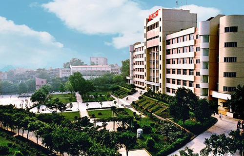 重慶電力高等專科學(xué)校教學(xué)樓、花園廣場