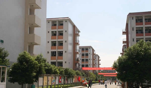 四川電力職業(yè)技術(shù)學(xué)院學(xué)生生活區(qū)