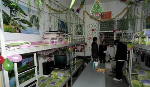 內(nèi)江職業(yè)技術(shù)學院寢室環(huán)境