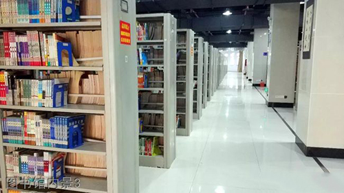 重慶傳媒職業(yè)學院圖書館內(nèi)景3