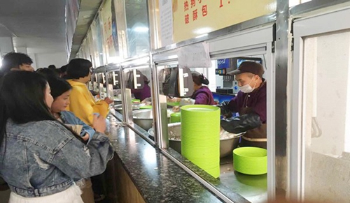 江陽城建職業(yè)學院食堂環(huán)境