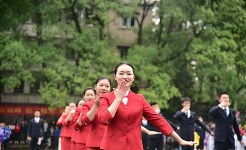 重慶青年職業(yè)技術(shù)學(xué)院空乘專業(yè)表演