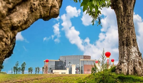 瀘州職業(yè)技術(shù)學(xué)院外景