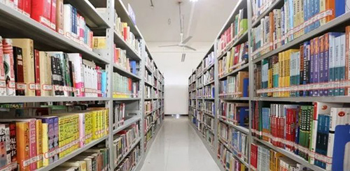 重慶資源與環(huán)境保護職業(yè)學(xué)院圖書館