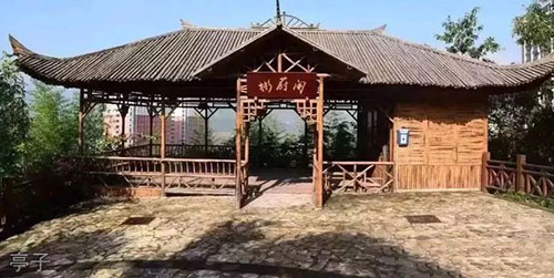 重慶文化藝術(shù)職業(yè)學院亭子