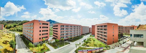 四川科技職業(yè)學(xué)院校園風(fēng)景圖