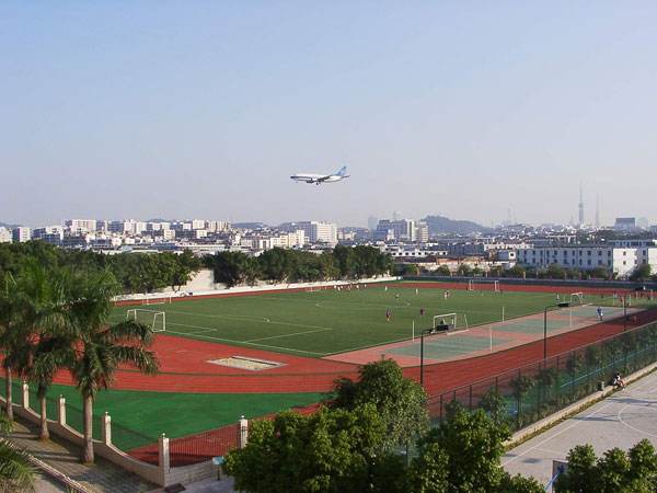 重慶沙坪壩區(qū)高鐵學(xué)校2022年該怎么選呢？