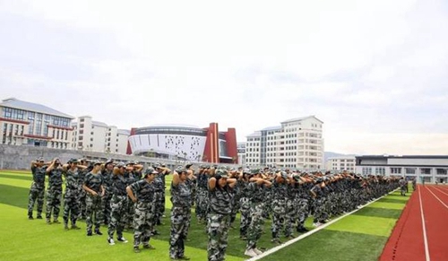 西昌民族幼兒師范高等?？茖W(xué)校軍訓(xùn)掠影