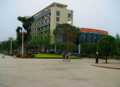 重慶望江工業(yè)有限公司技工學校招生對象、招生要求